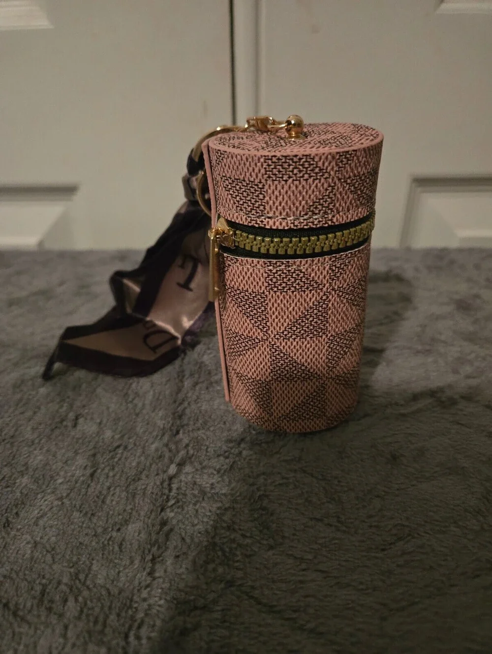 Pink Geometric Patterned Cylinder Crossbody Bag with Scarf Strap